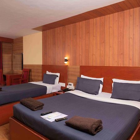 Devi Enterprises - Hotel Khems Ooty Dış mekan fotoğraf