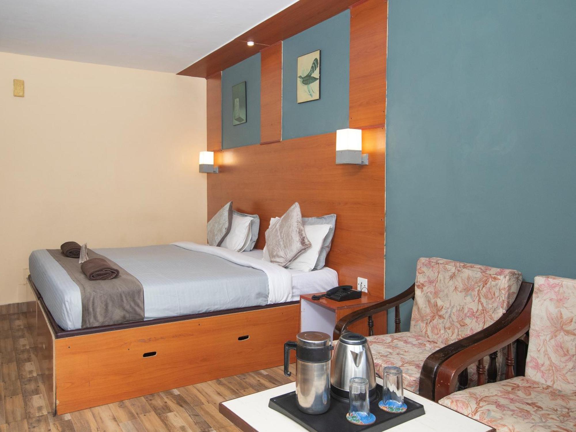 Devi Enterprises - Hotel Khems Ooty Dış mekan fotoğraf